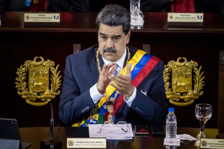 La Suisse ordonne le gel des avoirs de Maduro